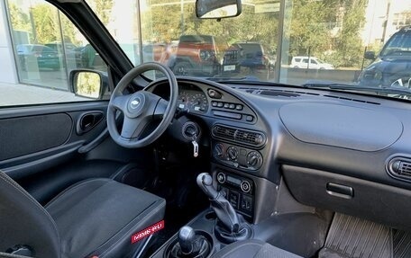 Chevrolet Niva I рестайлинг, 2016 год, 680 000 рублей, 9 фотография