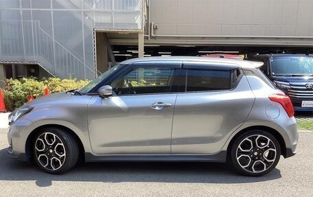 Suzuki Swift V, 2022 год, 1 150 000 рублей, 5 фотография