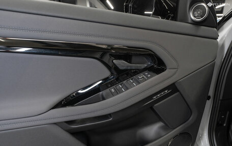 Land Rover Range Rover Evoque II, 2025 год, 5 750 000 рублей, 15 фотография