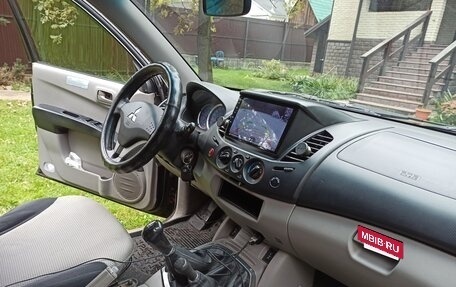 Mitsubishi L200 IV рестайлинг, 2008 год, 999 999 рублей, 9 фотография