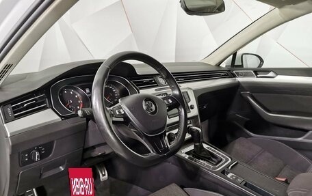 Volkswagen Passat B8 рестайлинг, 2017 год, 1 735 000 рублей, 19 фотография