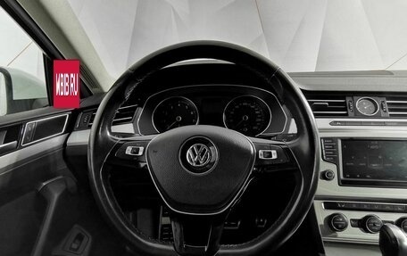 Volkswagen Passat B8 рестайлинг, 2017 год, 1 735 000 рублей, 20 фотография