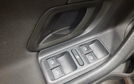 Skoda Fabia II, 2010 год, 646 000 рублей, 17 фотография