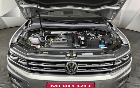 Volkswagen Tiguan II, 2018 год, 2 695 000 рублей, 11 фотография