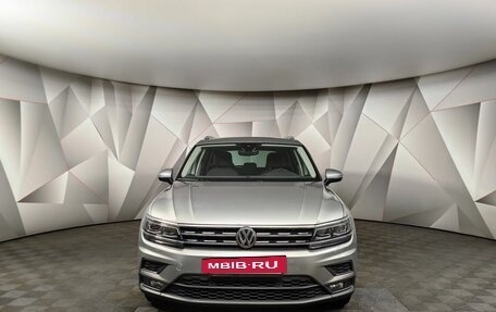 Volkswagen Tiguan II, 2018 год, 2 695 000 рублей, 7 фотография