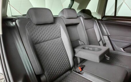 Volkswagen Tiguan II, 2018 год, 2 695 000 рублей, 17 фотография