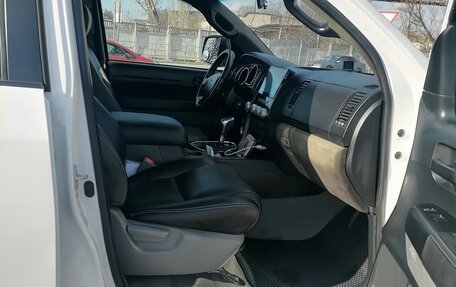 Toyota Tundra II, 2008 год, 4 000 000 рублей, 10 фотография