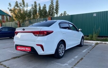 KIA Rio IV, 2018 год, 950 000 рублей, 7 фотография