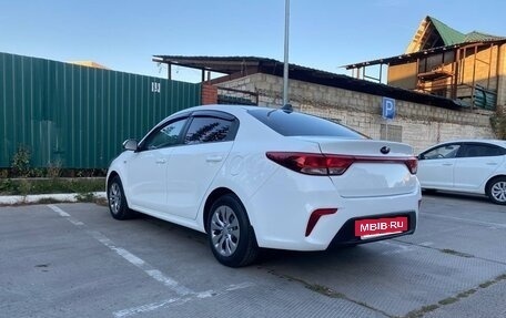 KIA Rio IV, 2018 год, 950 000 рублей, 5 фотография