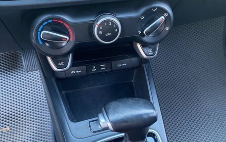 KIA Rio IV, 2018 год, 950 000 рублей, 13 фотография