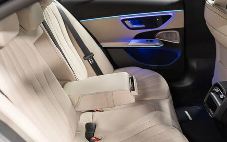 Mercedes-Benz E-Класс, 2025 год, 9 890 000 рублей, 20 фотография