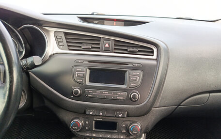 KIA cee'd III, 2016 год, 990 000 рублей, 18 фотография