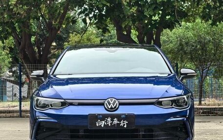 Volkswagen Golf VIII, 2021 год, 1 700 000 рублей, 2 фотография