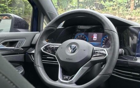 Volkswagen Golf VIII, 2021 год, 1 700 000 рублей, 10 фотография