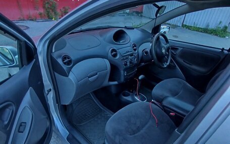Toyota Vitz, 2002 год, 250 000 рублей, 3 фотография