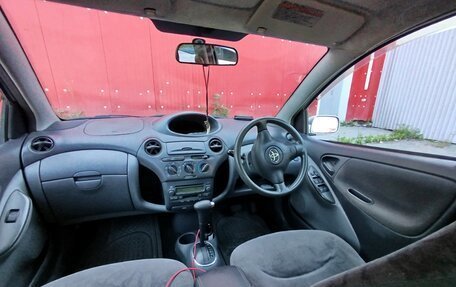Toyota Vitz, 2002 год, 250 000 рублей, 4 фотография