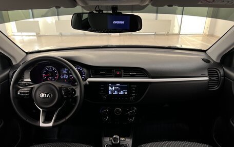 KIA Rio IV, 2019 год, 1 370 000 рублей, 12 фотография