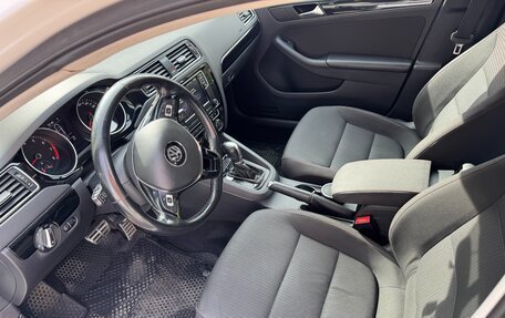 Volkswagen Jetta VI, 2017 год, 1 555 000 рублей, 8 фотография