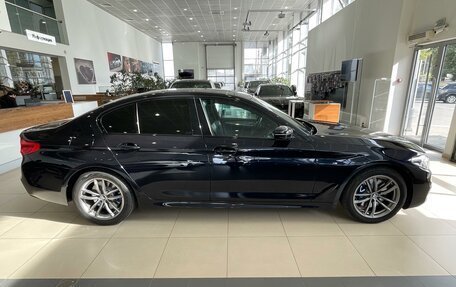 BMW 5 серия, 2019 год, 3 950 000 рублей, 6 фотография