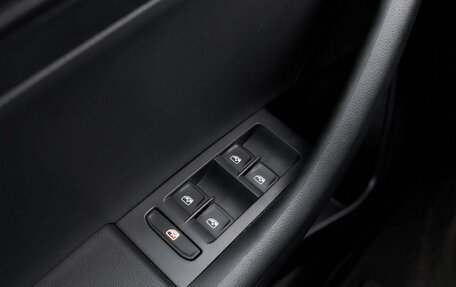 Volkswagen Polo VI (EU Market), 2021 год, 1 680 000 рублей, 10 фотография