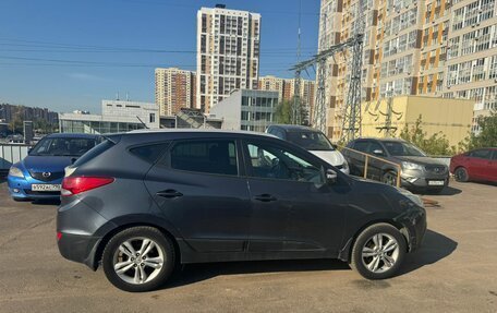Hyundai ix35 I рестайлинг, 2010 год, 881 000 рублей, 3 фотография