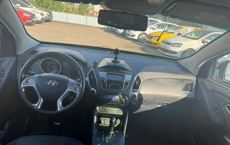 Hyundai ix35 I рестайлинг, 2010 год, 881 000 рублей, 9 фотография