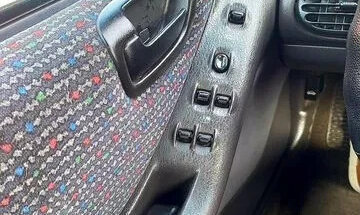 Plymouth Breeze, 1999 год, 320 000 рублей, 8 фотография