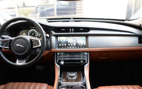 Jaguar XF II, 2020 год, 2 523 000 рублей, 13 фотография