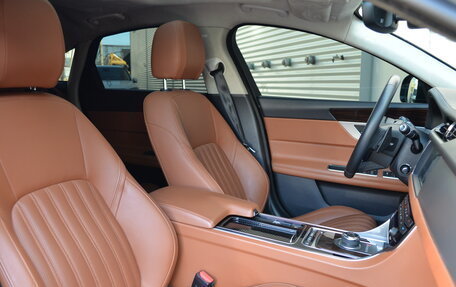 Jaguar XF II, 2020 год, 2 523 000 рублей, 34 фотография