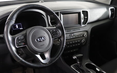 KIA Sportage IV рестайлинг, 2018 год, 1 999 990 рублей, 10 фотография