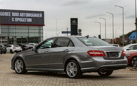 Mercedes-Benz E-Класс, 2011 год, 1 495 000 рублей, 4 фотография