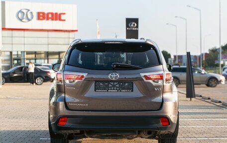 Toyota Highlander III, 2015 год, 2 295 000 рублей, 5 фотография