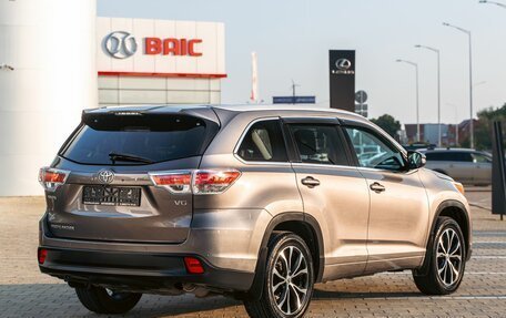 Toyota Highlander III, 2015 год, 2 295 000 рублей, 6 фотография