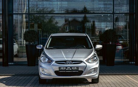 Hyundai Solaris II рестайлинг, 2014 год, 725 000 рублей, 2 фотография