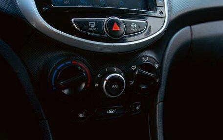 Hyundai Solaris II рестайлинг, 2014 год, 725 000 рублей, 15 фотография