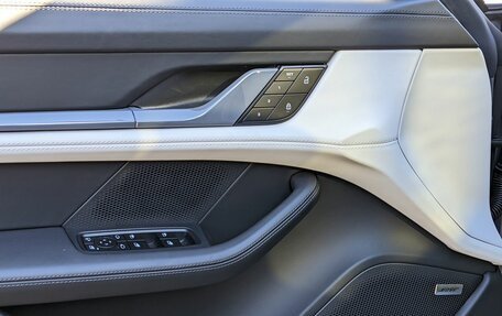 Porsche Taycan I, 2025 год, 24 500 000 рублей, 12 фотография
