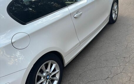BMW 1 серия, 2011 год, 710 000 рублей, 11 фотография