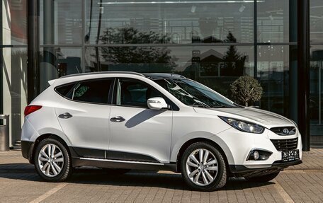 Hyundai ix35 I рестайлинг, 2013 год, 995 000 рублей, 3 фотография
