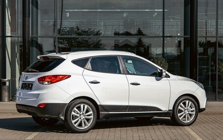 Hyundai ix35 I рестайлинг, 2013 год, 995 000 рублей, 6 фотография