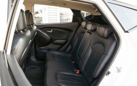 Hyundai ix35 I рестайлинг, 2013 год, 995 000 рублей, 18 фотография