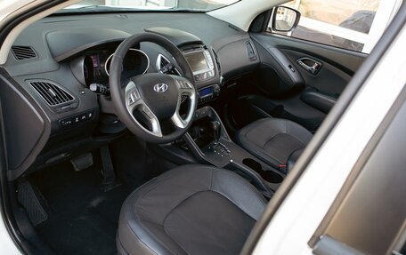 Hyundai ix35 I рестайлинг, 2013 год, 995 000 рублей, 13 фотография