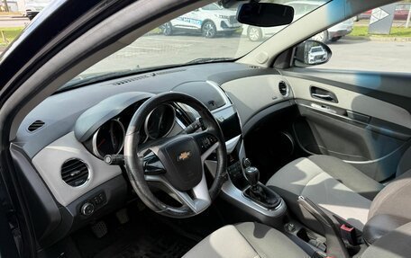 Chevrolet Cruze II, 2013 год, 825 000 рублей, 10 фотография