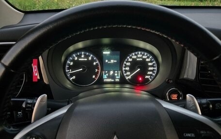 Mitsubishi Outlander III рестайлинг 3, 2014 год, 1 099 000 рублей, 7 фотография