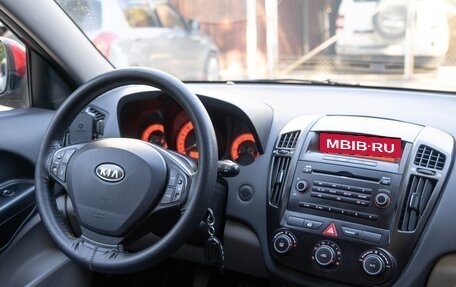 KIA cee'd I рестайлинг, 2008 год, 720 000 рублей, 15 фотография