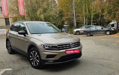 Volkswagen Tiguan II, 2020 год, 3 350 000 рублей, 6 фотография