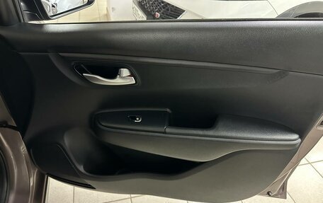 KIA Rio IV, 2019 год, 1 100 000 рублей, 17 фотография