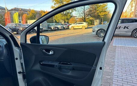 Renault Kaptur I рестайлинг, 2016 год, 1 398 000 рублей, 27 фотография