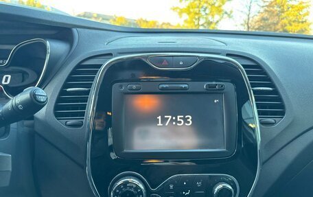 Renault Kaptur I рестайлинг, 2016 год, 1 398 000 рублей, 22 фотография