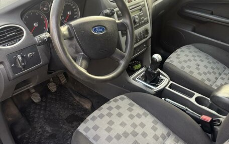 Ford Focus II рестайлинг, 2005 год, 280 000 рублей, 4 фотография