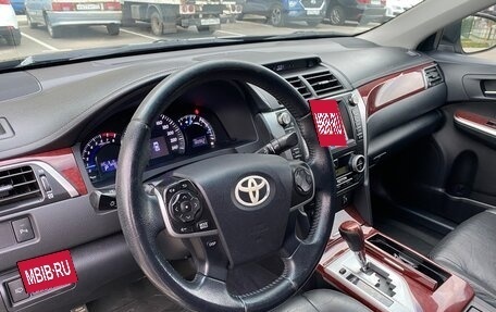 Toyota Camry, 2012 год, 1 800 000 рублей, 5 фотография